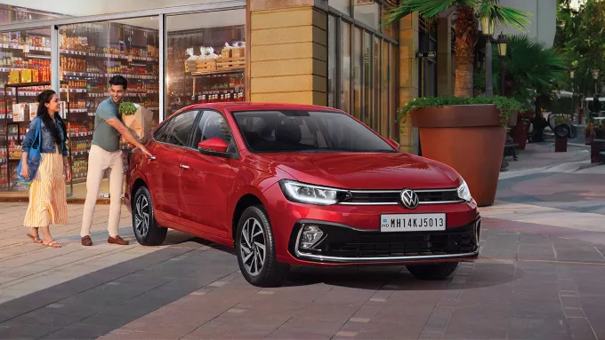 Signature Chrome Grille & Front Accent